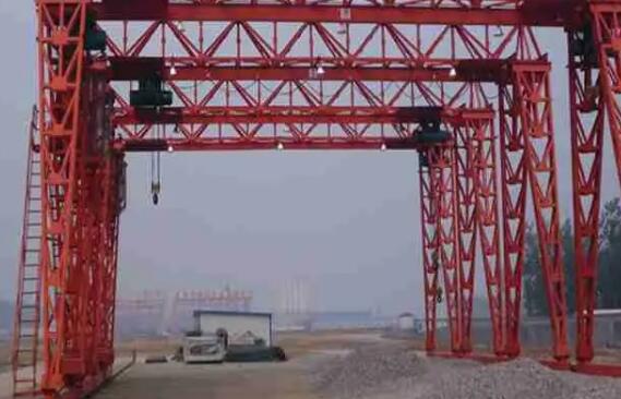 龍門吊的結(jié)構(gòu)特征有很多種，都有哪些特性？