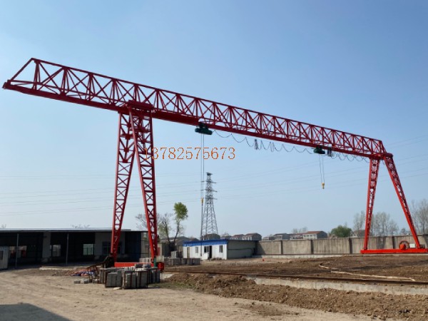 龍門(mén)吊門(mén)式起重機(jī)使用環(huán)境的要求有哪些？